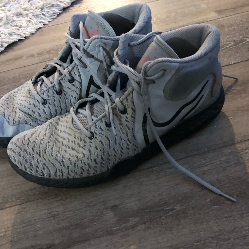 Nike kds size 14